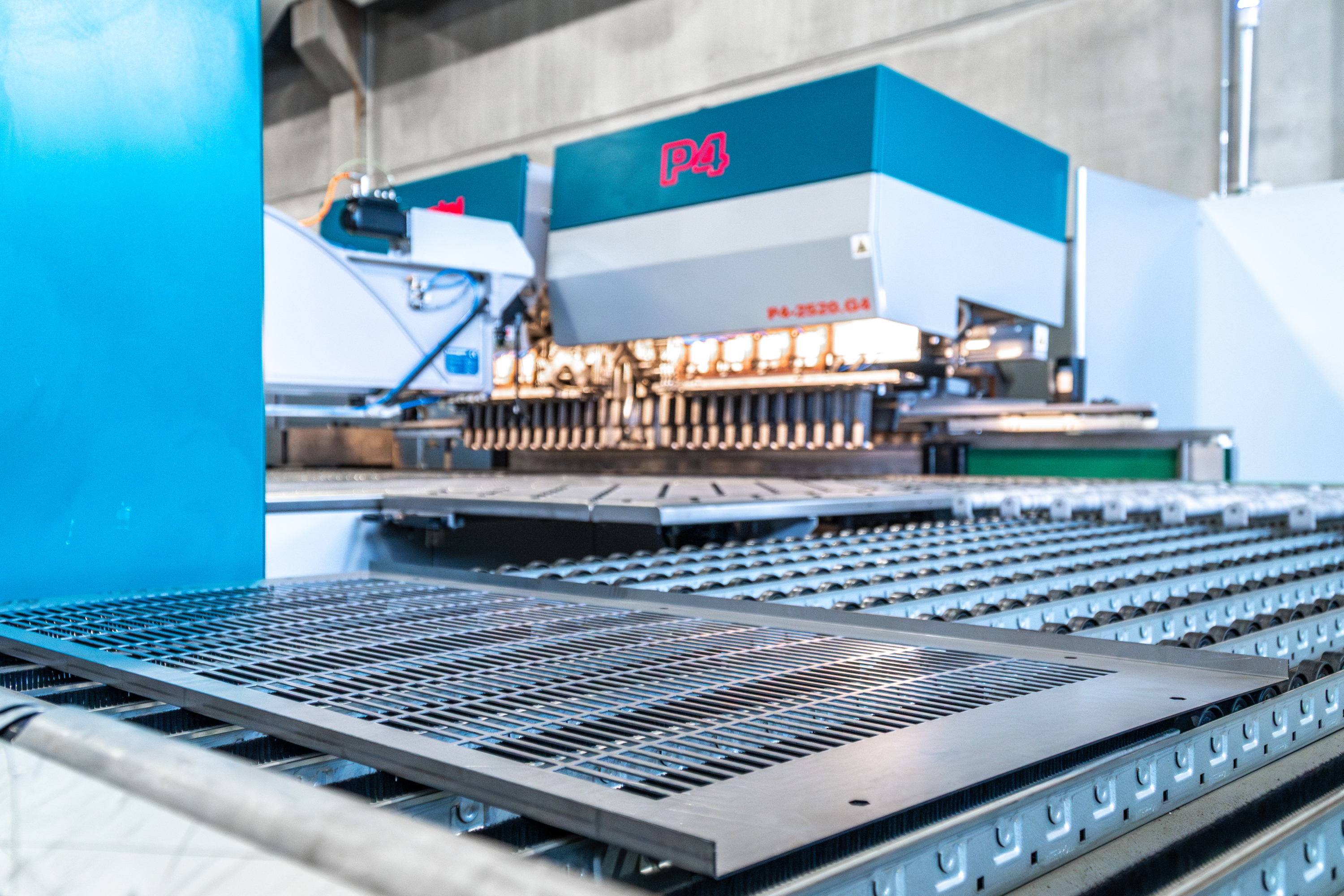 Salvagnini P4 panel bender