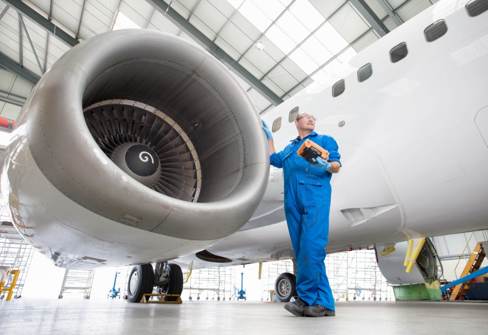 Shutterstock image, aerospace, engineer, aviation, global aerospace markets